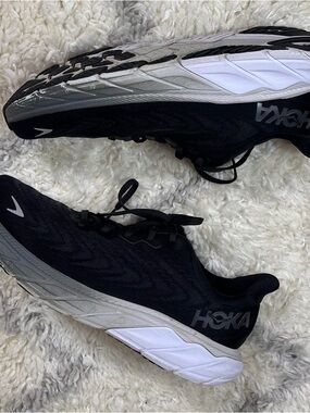 Hoka Men's Black and White Athletic Running Sneakers